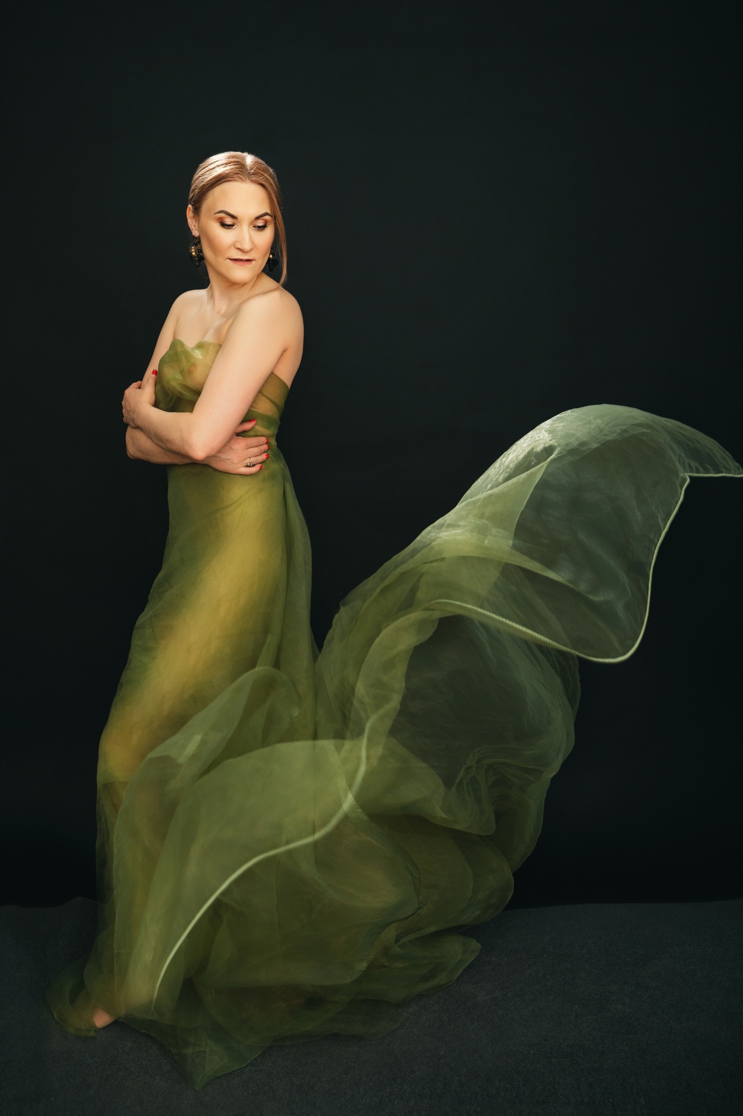 Raluca Andreea cristinaadam 271 copy